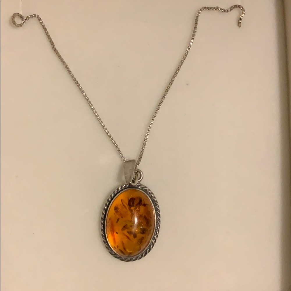 Stencil Jewelers amber sterling silver necklace